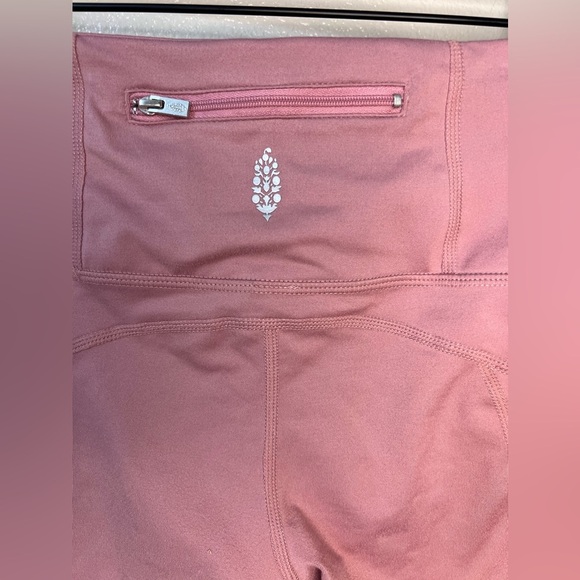 Free People Movement Out Of Your League Leggings Small - Picture 6 of 10